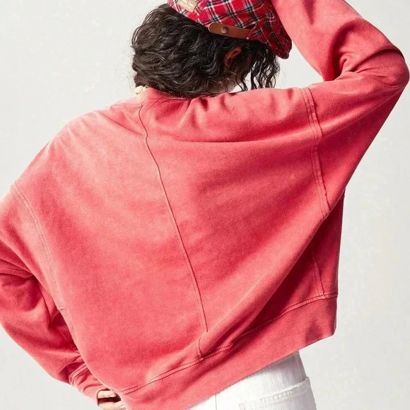 Red Casual Women's Embroidery Design Crew Neck Loose Knit Sweatshirt - Picture 6 of 6